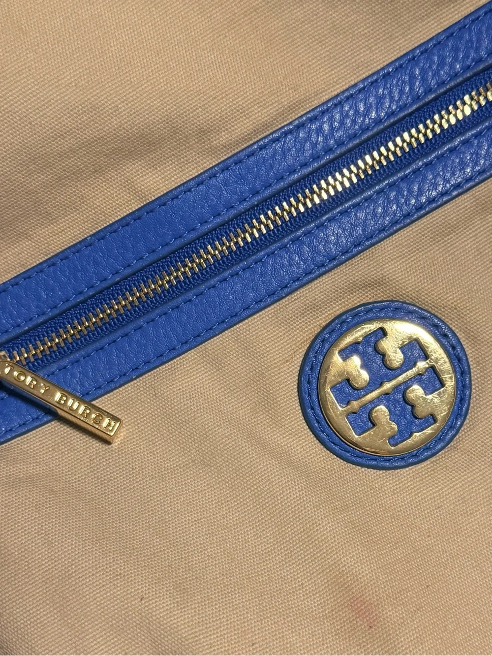 TORY BURCH Bright Blue Pebbled Leather 2 Way Shoulder Bag with Gold Logo - Picture 16 of 16